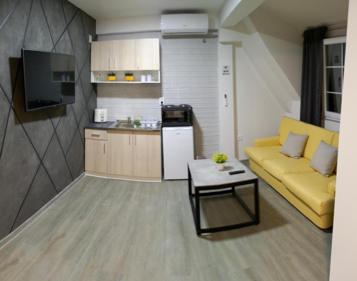 Finesi Apartments 2 Ohrid Bagian luar foto
